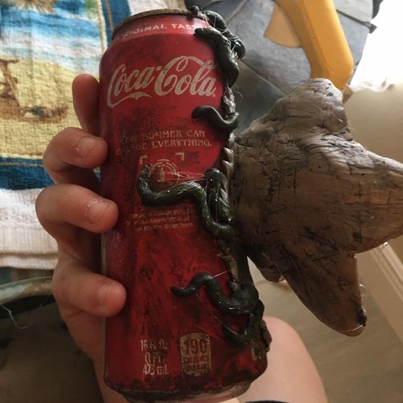 Stranger things Demogorgon collectiable coke can - Picture 13 of 16
